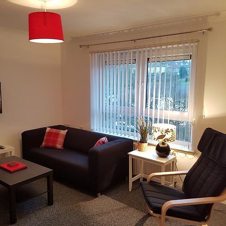 Bathgate Contractor And Business Apartment Luaran gambar