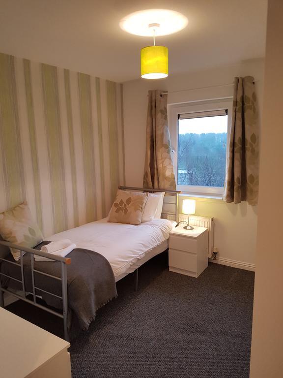 Bathgate Contractor And Business Apartment Luaran gambar
