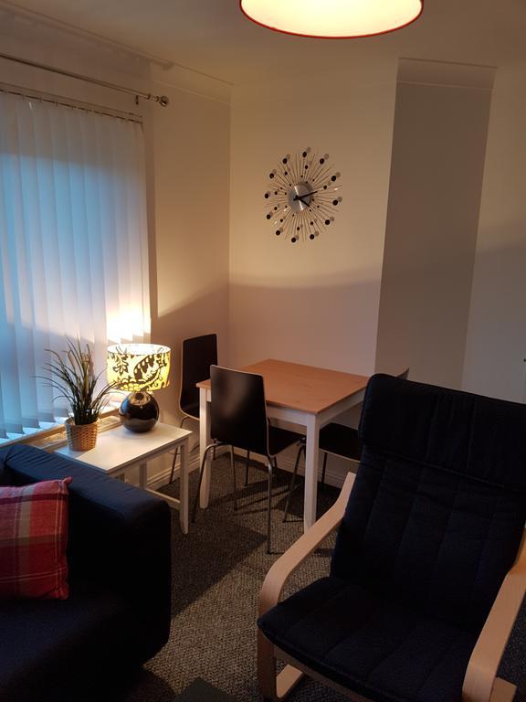 Bathgate Contractor And Business Apartment Luaran gambar